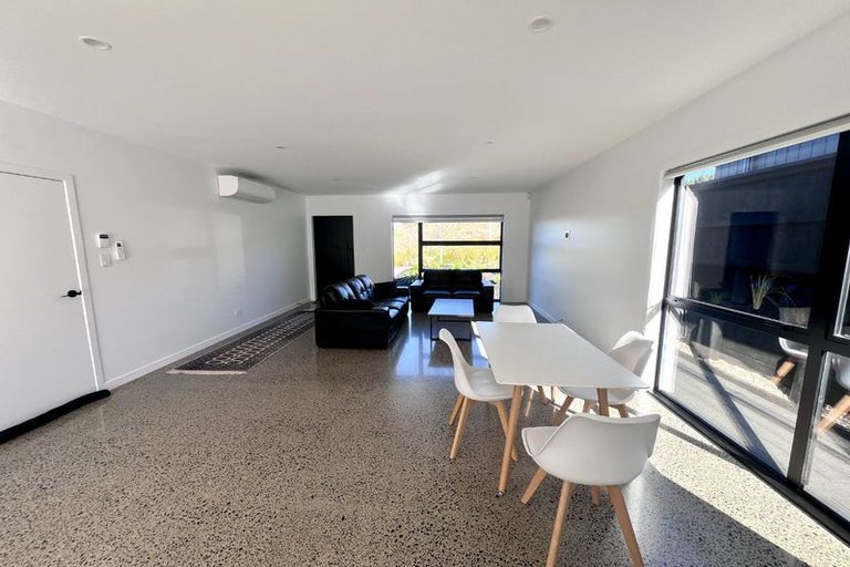 Photo of property in 43 Kikorangi Drive, Wainui, Silverdale, 0992