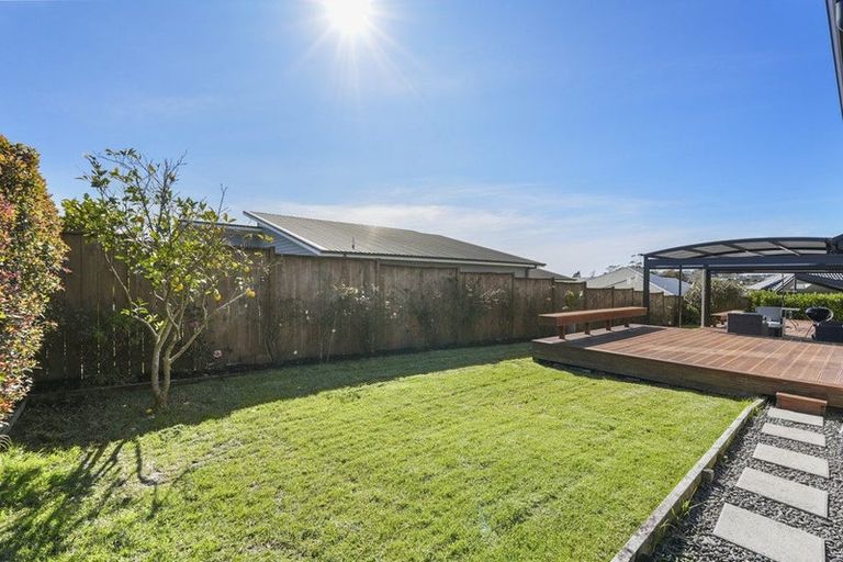 Photo of property in 2 Makaka Lane, Silverdale, 0932