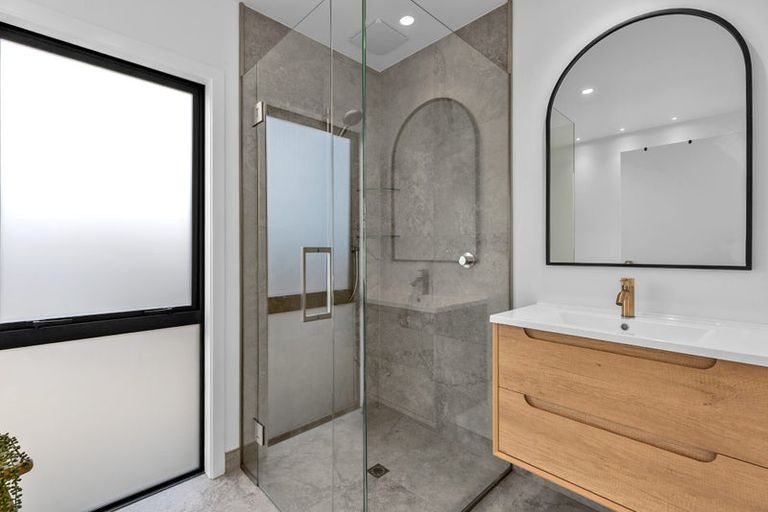 Photo of property in 9 Swan Street, Lake Hawea, 9382