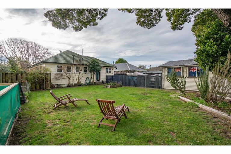 Photo of property in 17 Riselaw Street, Mairehau, Christchurch, 8013