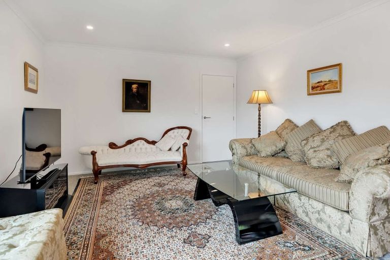 Photo of property in 1 William Street, Marton, 4710