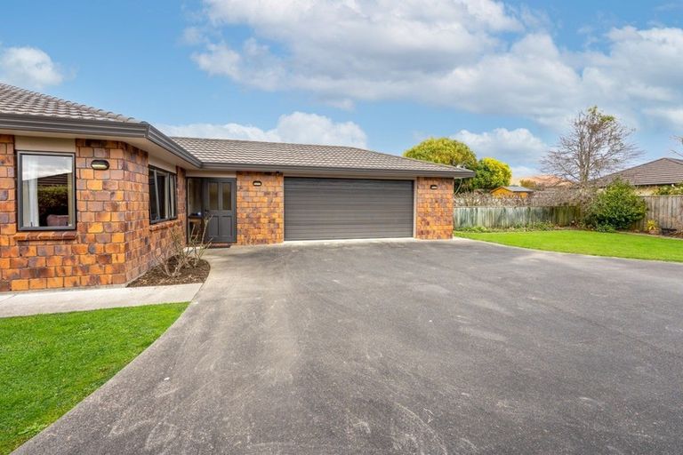 Photo of property in 18 Ludlam Way, Otaki, 5512