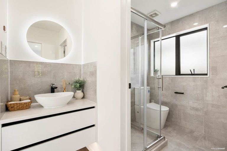 Photo of property in 12 Rapunga Drive, Hobsonville, Auckland, 0616