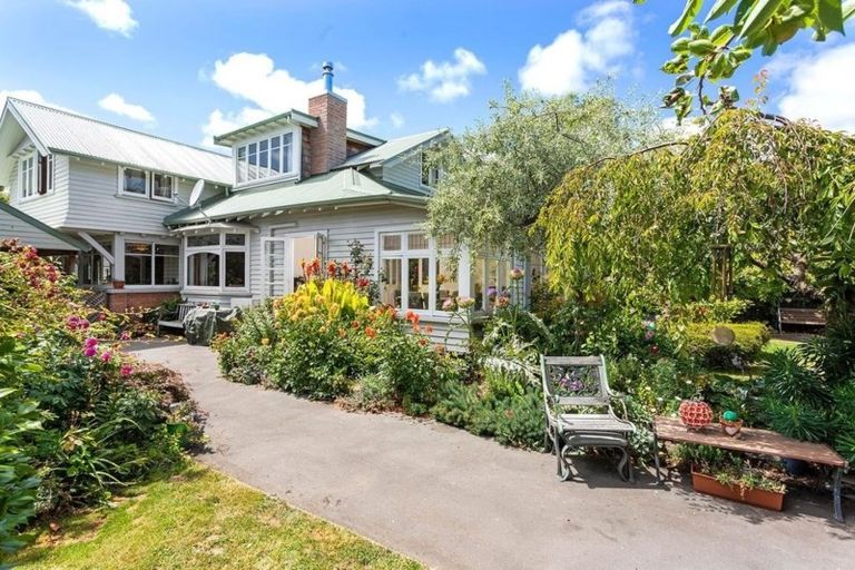 Photo of property in 177 Wilsons Road, Saint Martins, Christchurch, 8022