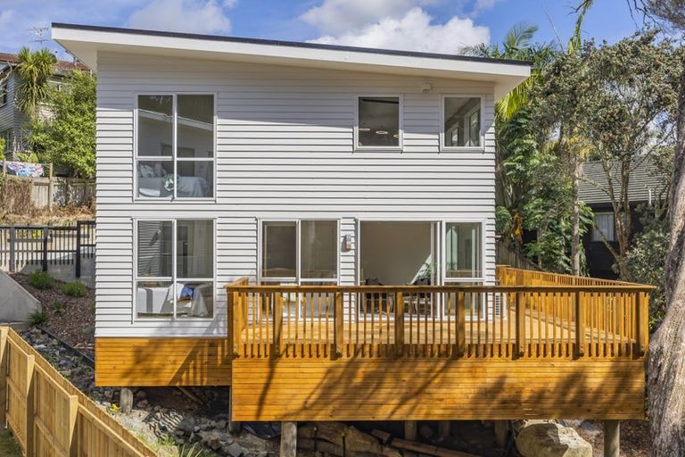Photo of property in 27 John Court Street, Birkenhead, Auckland, 0626