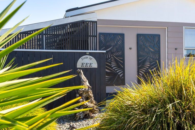 Photo of property in 63 Burgoyne Street, Woodville, 4920