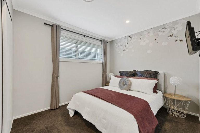 Photo of property in 2/6 Timbertop Lane, Saint Martins, Christchurch, 8022