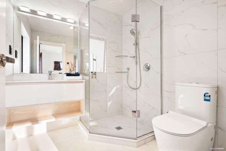 Photo of property in 9 Lisnoble Road, Flat Bush, Auckland, 2019