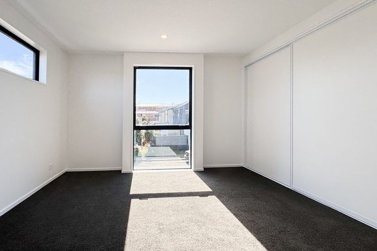 Photo of property in 12 Roxburgh Street, Sydenham, Christchurch, 8023