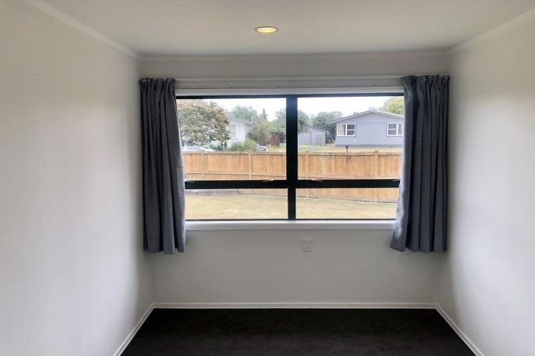 Photo of property in 12 Sacha Place, Glenview, Hamilton, 3206