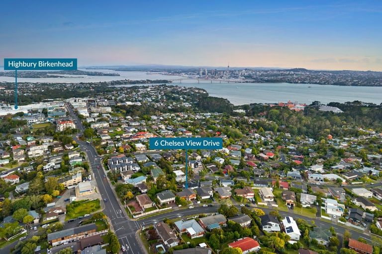 Photo of property in 6 Chelsea View Drive, Chatswood, Auckland, 0626