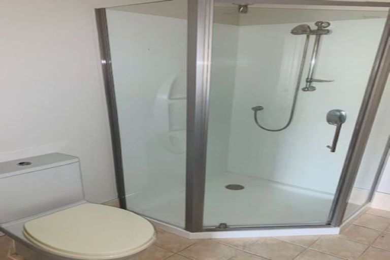 Photo of property in 6/44 Carlos Drive, Flat Bush, Auckland, 2016