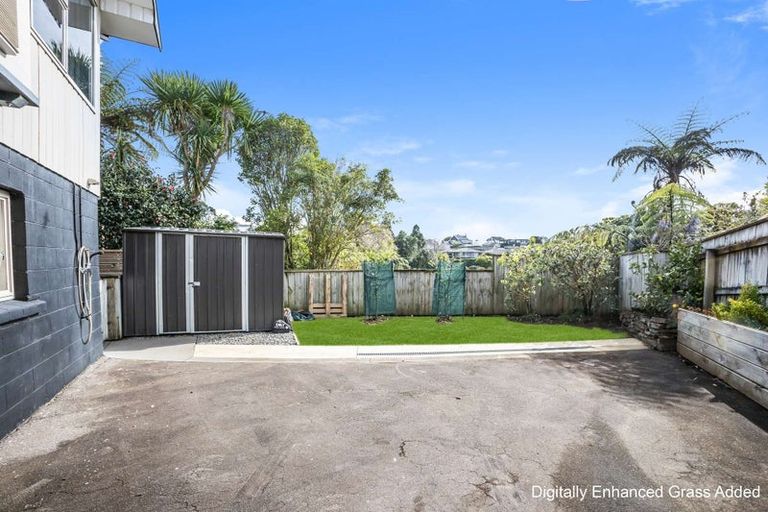 Photo of property in 33 Maratahu Street, Westown, New Plymouth, 4310