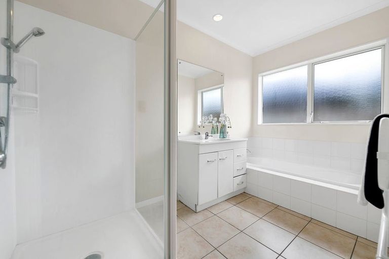 Photo of property in 109a Kilkenny Drive, Dannemora, Auckland, 2016
