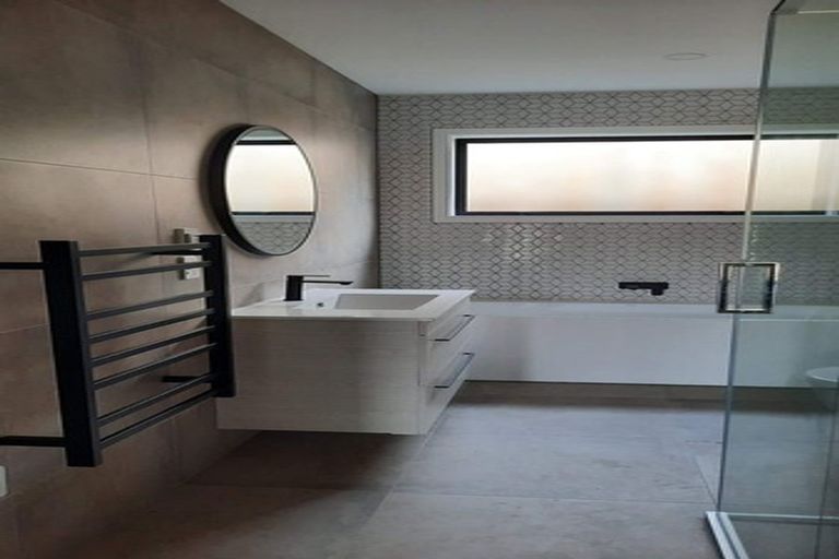 Photo of property in 36 Atherton Terrace, Churton Park, Wellington, 6037