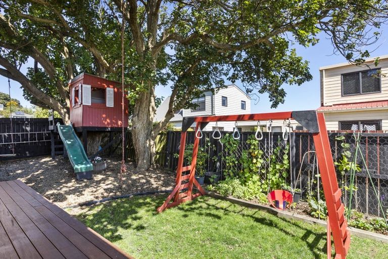 Photo of property in 59b Mcintyre Road, Mangere Bridge, Auckland, 2022