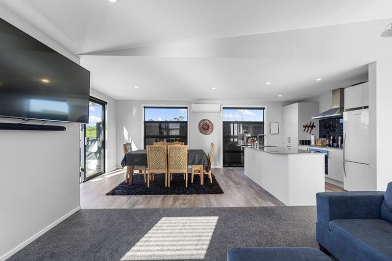 Photo of property in 16 Tanuku Lane, Te Puke, 3119