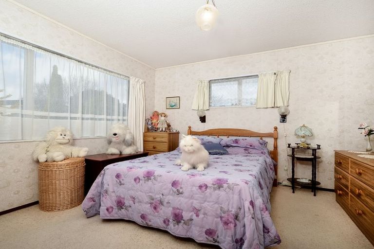 Photo of property in 2/25 Ciprian Place, Henderson, Auckland, 0612