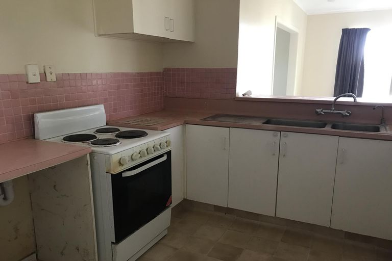 Photo of property in 102 Fitzroy Street, Terrace End, Palmerston North, 4410