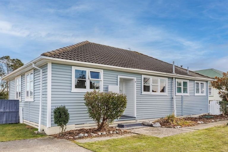 Photo of property in 4 Colvin Street, Westport, 7825