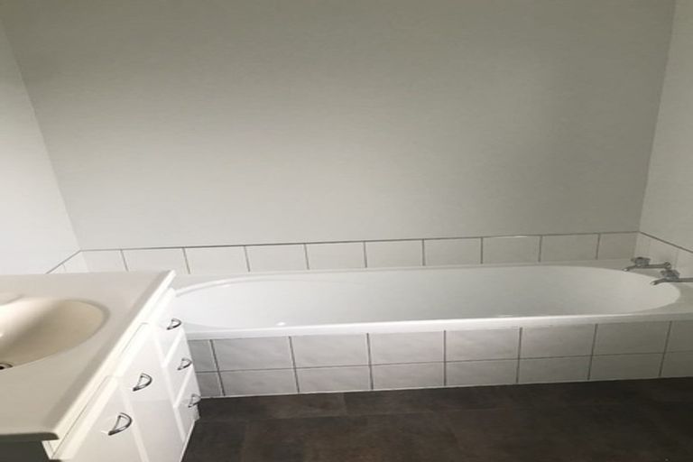 Photo of property in 183c Massey Street, Frankton, Hamilton, 3204