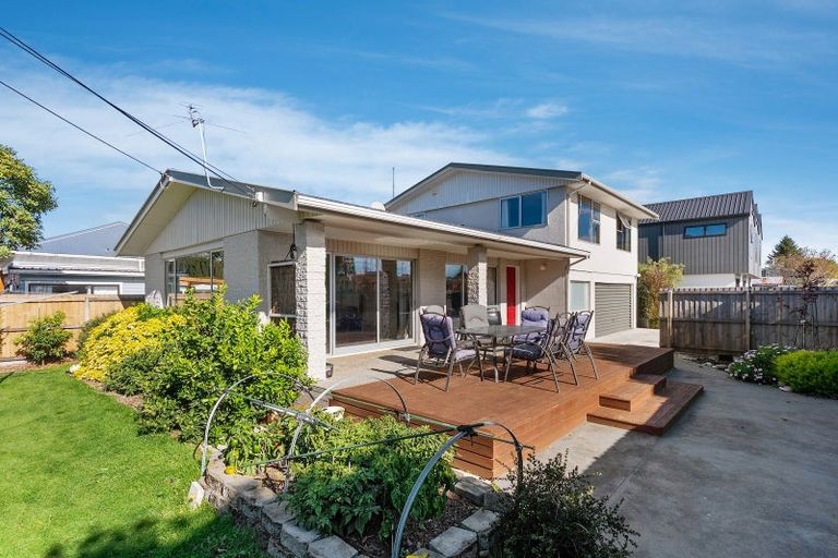 Photo of property in 20 Seymour Street, Hornby, Christchurch, 8042