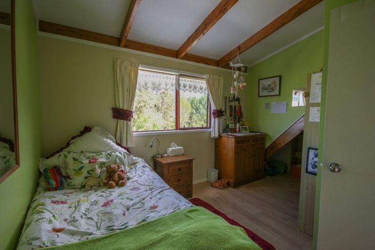 Photo of property in 221 Pahi Road, Pahi, Paparoa, 0571