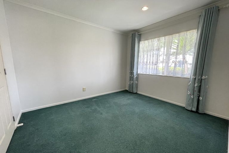 Photo of property in 7 Nier Place, East Tamaki Heights, Auckland, 2016