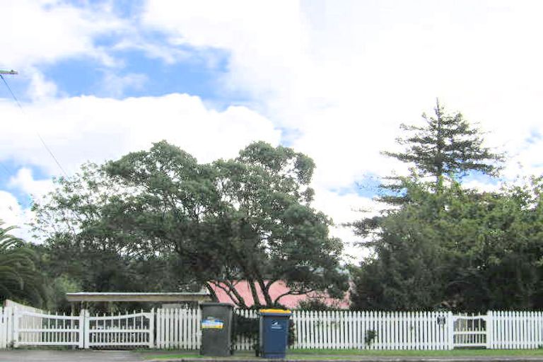 Photo of property in 125 Rosier Road, Glen Eden, Auckland, 0602