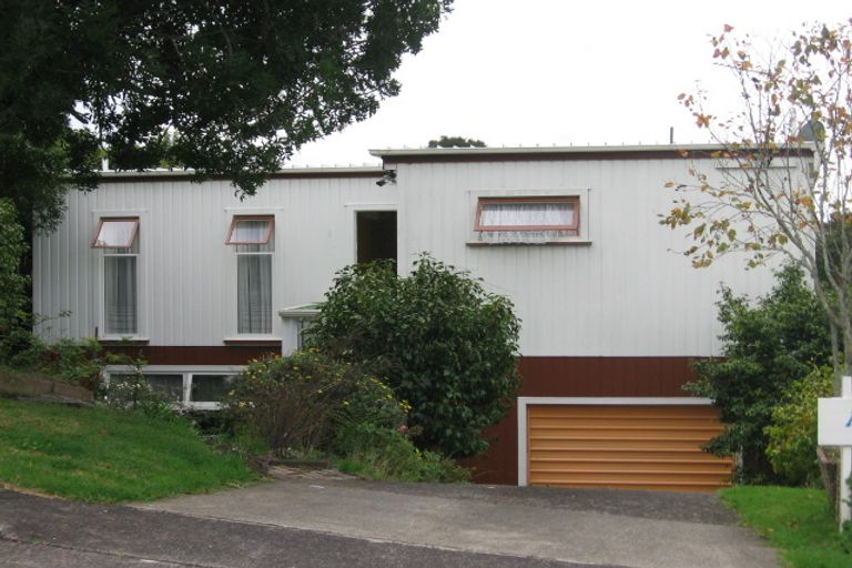 Photo of property in 12 De Val Drive, Titirangi, Auckland, 0604