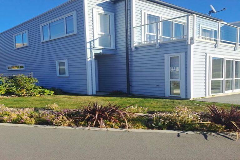 Photo of property in Maltworks Villas, 54/60 Port Hills Road, Heathcote Valley, Christchurch, 8022