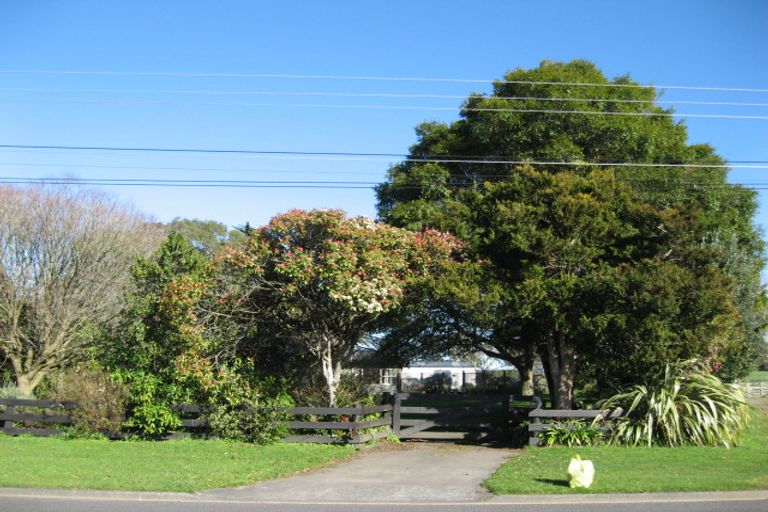 Photo of property in 28 Tutaenui Road, Marton, 4710