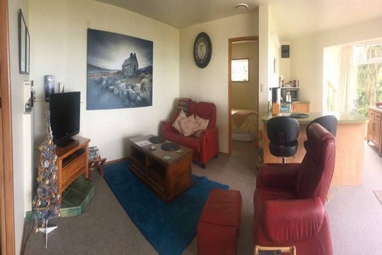 Photo of property in 17 Harbour View Road, Onerahi, Whangarei, 0110