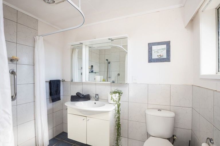 Photo of property in 9 Fairfax Terrace, Frankleigh Park, New Plymouth, 4310