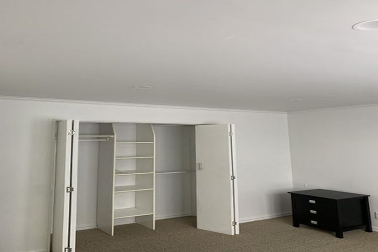 Photo of property in 7a Korokoro Road, Korokoro, Lower Hutt, 5012