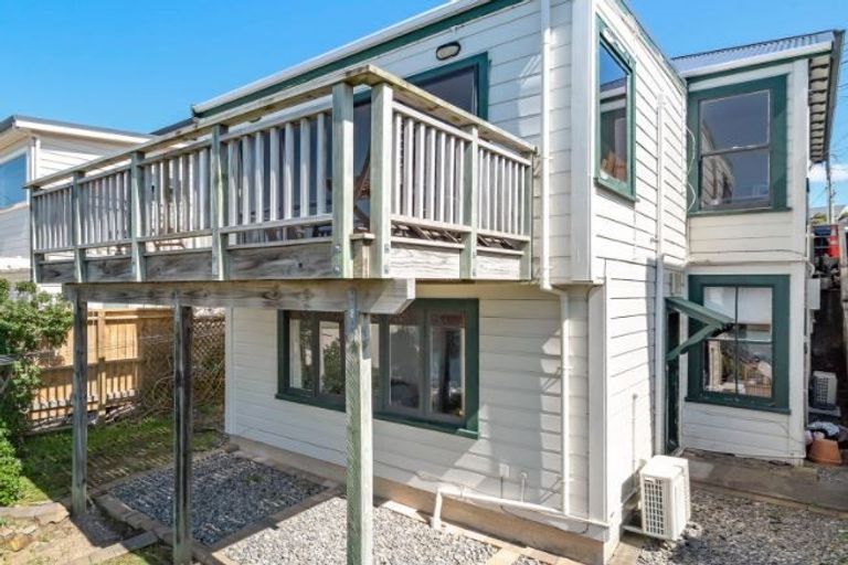 Photo of property in 81 Overtoun Terrace, Hataitai, Wellington, 6021