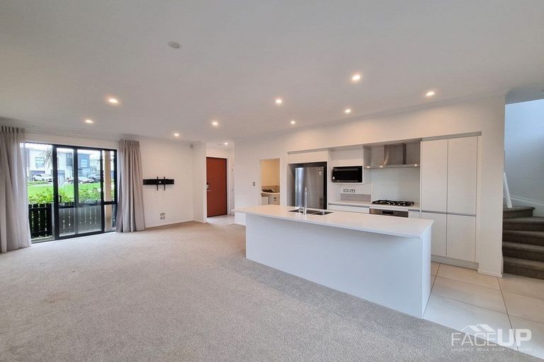 Photo of property in 3/25 Sidney Wallingford Way, Hobsonville, Auckland, 0616