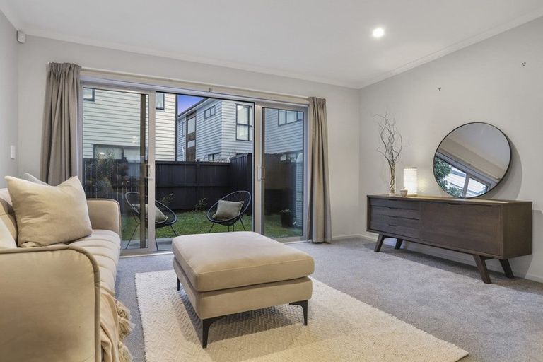 Photo of property in 9 Silvereye Road, Hobsonville, Auckland, 0616