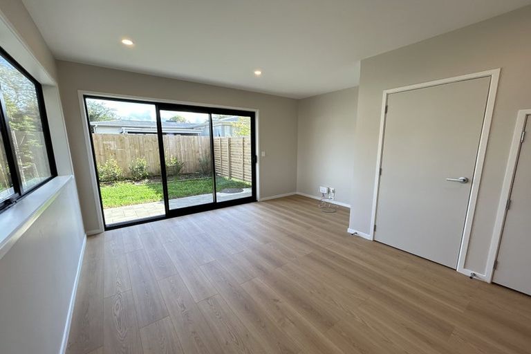 Photo of property in 41 Whati Lane, Henderson, Auckland, 0612