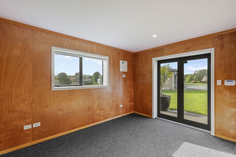 Photo of property in 1230 Egmont Road, Egmont Village, New Plymouth, 4372