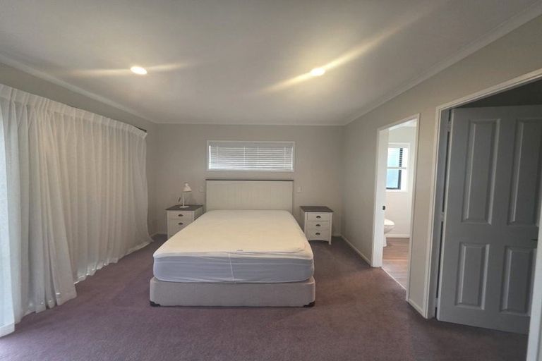 Photo of property in 17 Andalusian Place, Papamoa Beach, Papamoa, 3118