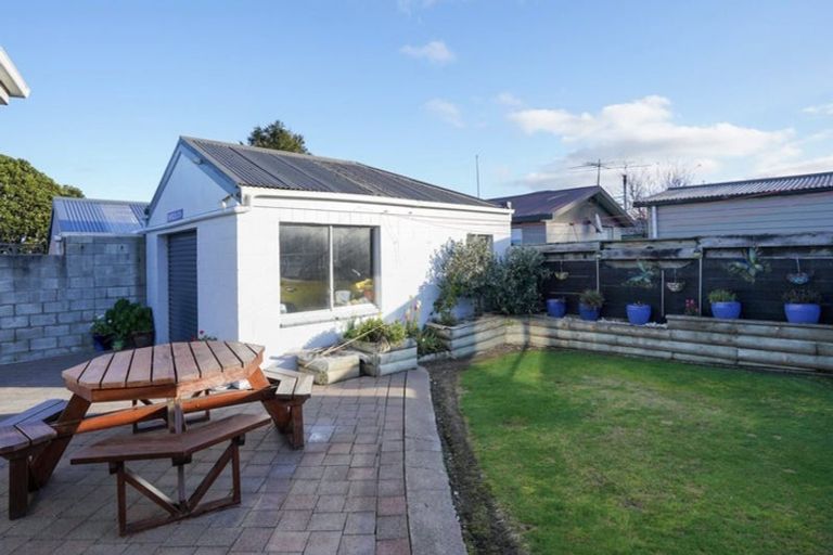 Photo of property in 56 Cunningham Street, Grasmere, Invercargill, 9810