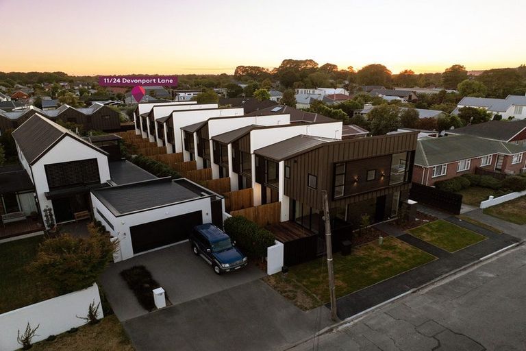 Photo of property in 11/24 Devonport Lane, St Albans, Christchurch, 8014