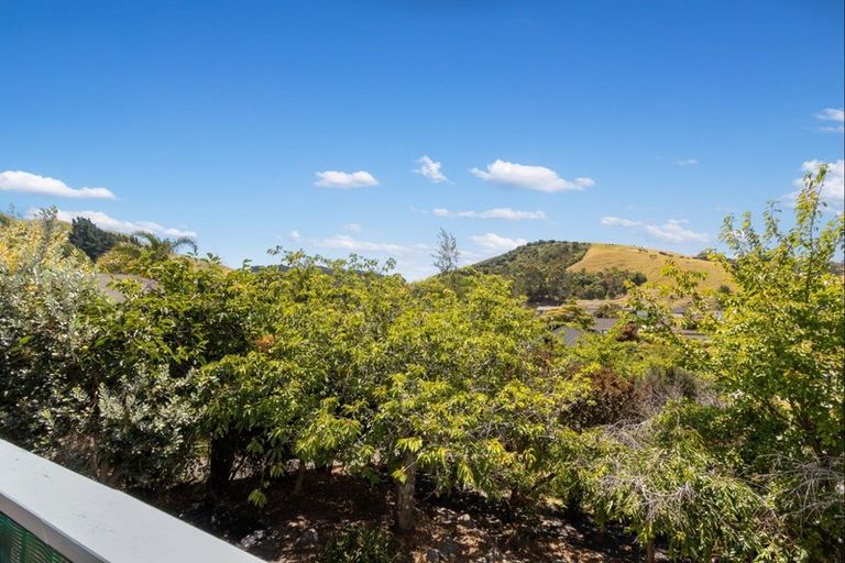 Photo of property in 16 Kokako Place, Taradale, Napier, 4112