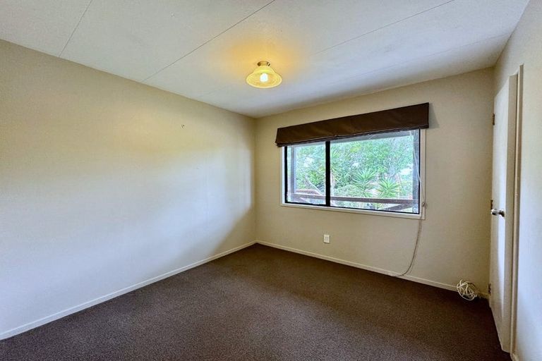 Photo of property in 1/7 Lyell Court, Clover Park, Auckland, 2019