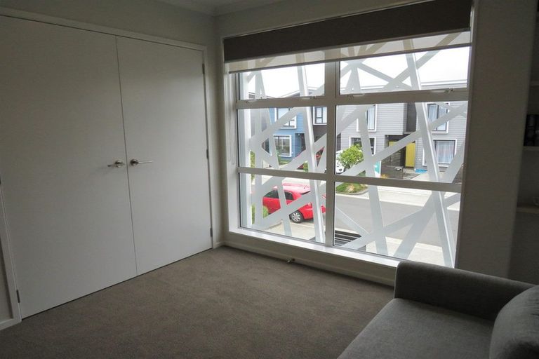 Photo of property in 23 Spotted Dove Road, Hobsonville, Auckland, 0616