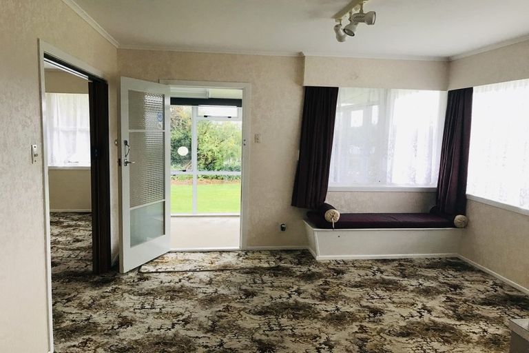 Photo of property in 42 Mcfarlane Street, Oakura, 4314