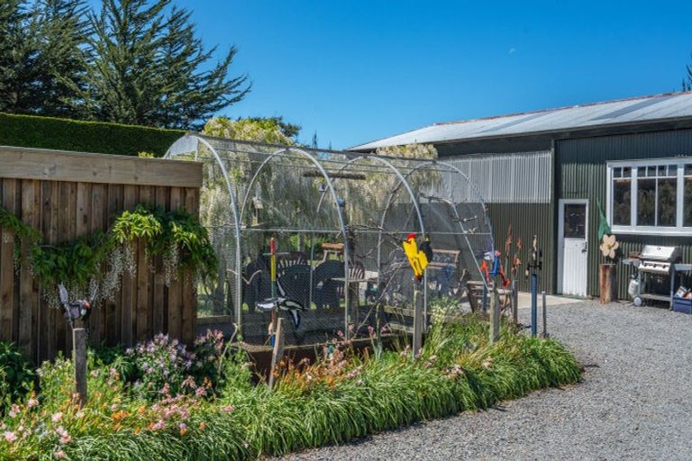 Photo of property in 49 Ashworths Road, Amberley, 7481