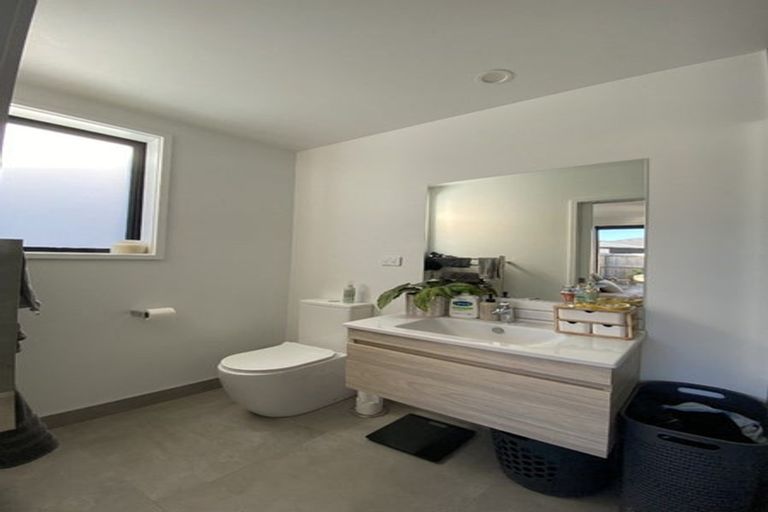 Photo of property in 6 Oioi Lane, Poike, Tauranga, 3112