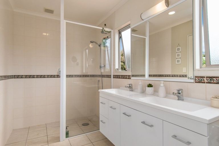 Photo of property in 34 Acornia Close, Ohauiti, Tauranga, 3112